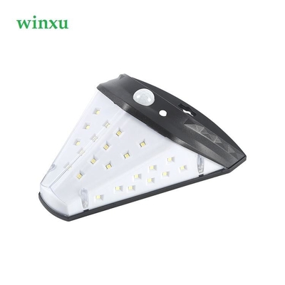 Grande luz posta solar larga 2700K da parede do diodo emissor de luz do ângulo 42led para o pátio do jardim