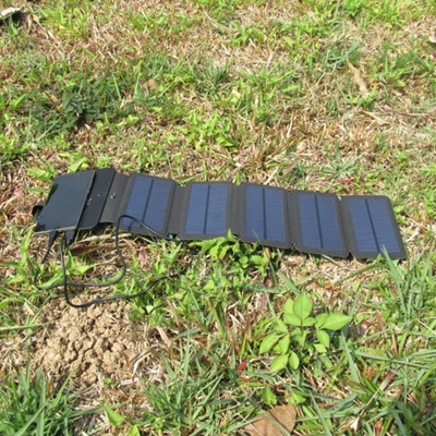 10W dispositivos de saída dobráveis do painel solar 5V 2.1A USB para Smartphones